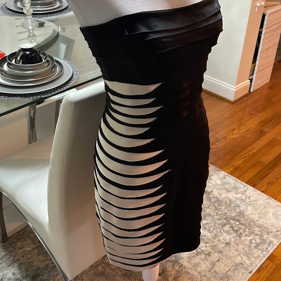 Women’s black mini dress - Picture 3 of 8